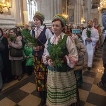 Katalikai švenčia Verbų sekmadienį 