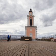 Atsiveria Jėzuitų bažnyčios grožis