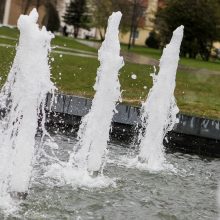 Čečėnijos aikštės fontanas jau džiugina kauniečius