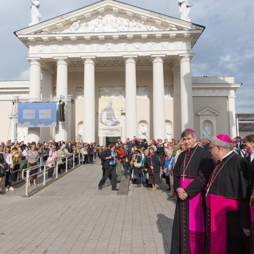 Į Vilnių atvežtas T. Matulionio sarkofagas  © „Facebook“ paskyros „Teofiliaus šventė“ nuotr.