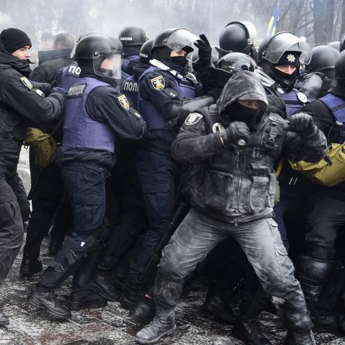 Riaušės prie Ukrainos parlamento  © AFP, Reuters nuotr.