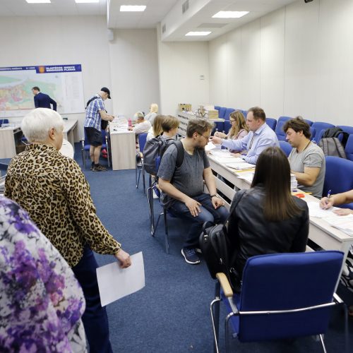 Išankstinis balsavimas antrajame prezidento rinkimų ture  © Vytauto Petriko nuotr.