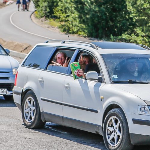 Automobilių eilės Smiltynėje  © Vytauto Petriko nuotr.