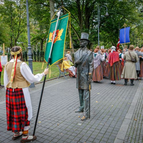 Palanga pražydo ir suskambo tarptautiniu folkloro festivaliu  © Vytauto Petriko nuotr.