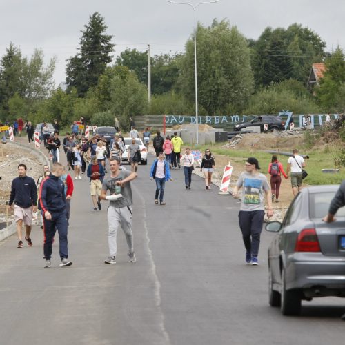 Į Karklės festivalį toliau plūsta žmonės  © Vytauto Liaudanskio nuotr.