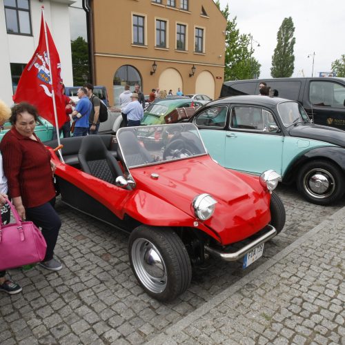 Uostamiesčio gatvėse spalvingi „vabalai“ ir burbulų fiesta  © Vytauto Liaudanskio nuotr.