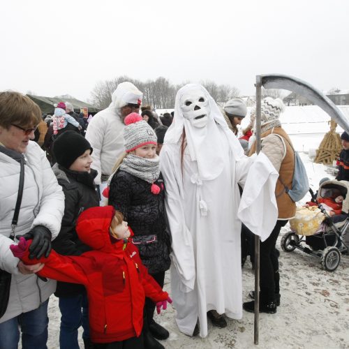 Klaipėdiečiai nenusižengė tradicijoms: per Užgavėnes išdykavo ir sudegino Morę  © Vytauto Liaudanskio nuotr.