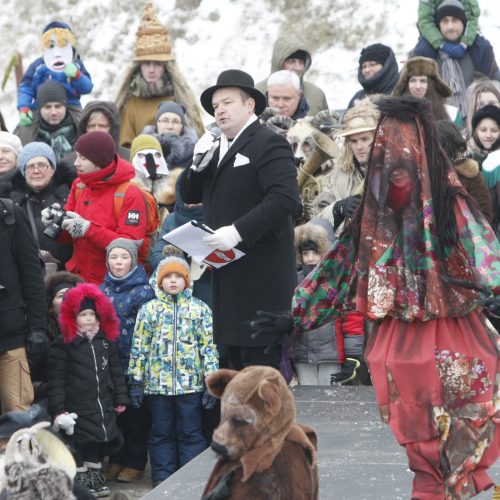 Klaipėdiečiai nenusižengė tradicijoms: per Užgavėnes išdykavo ir sudegino Morę  © Vytauto Liaudanskio nuotr.