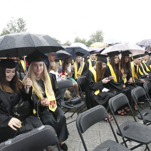 Diplomų įteikimas Klaipėdos universitete  © Vytauto Liaudanskio nuotr.