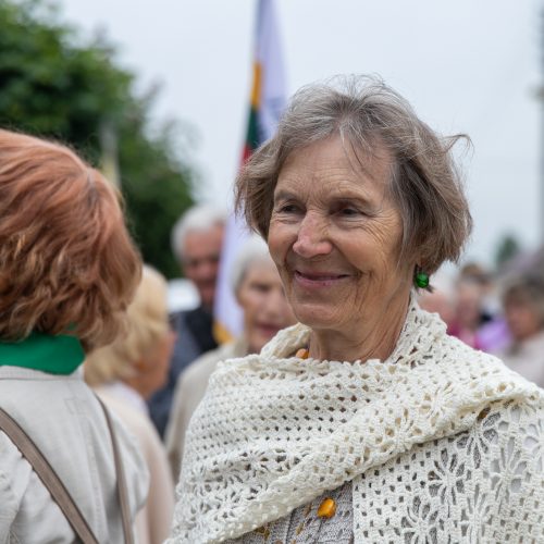 Tremtinių ir politinių kalinių sąskrydis Ariogaloje  © Justinos Lasauskaitės nuotr.