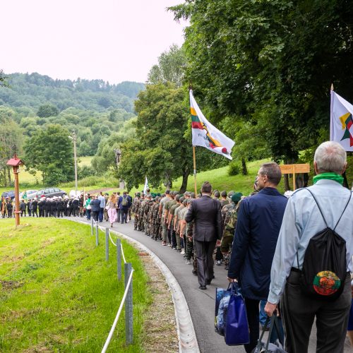 Tremtinių ir politinių kalinių sąskrydis Ariogaloje  © Justinos Lasauskaitės nuotr.