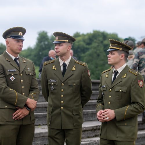 Tremtinių ir politinių kalinių sąskrydis Ariogaloje  © Justinos Lasauskaitės nuotr.