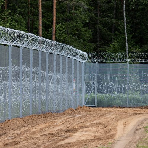 Švenčionių rajone vykdomo fizinio barjero statybos  © P. Peleckio / BNS nuotr.