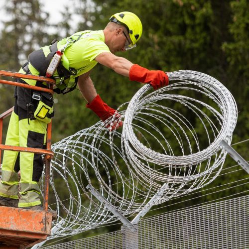 Švenčionių rajone vykdomo fizinio barjero statybos  © P. Peleckio / BNS nuotr.