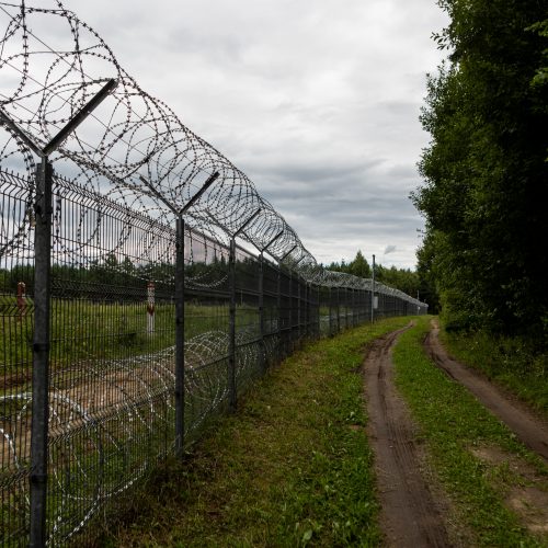 Švenčionių rajone vykdomo fizinio barjero statybos  © P. Peleckio / BNS nuotr.