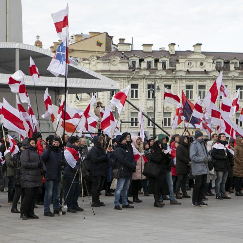 Iškilmingos sukilimo vadų laidotuvės  © P. Peleckio / Fotobanko, R. Dačkaus / Prezidentūros, D. Labučio / ELTOS nuotr.