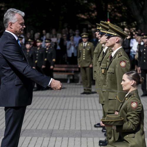 Kariūnams suteiktas pirmasis karininko laipsnis  © P. Peleckio / Fotobanko nuotr.