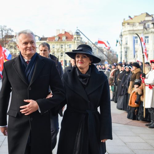 Iškilmingos sukilimo vadų laidotuvės  © P. Peleckio / Fotobanko, R. Dačkaus / Prezidentūros, D. Labučio / ELTOS nuotr.