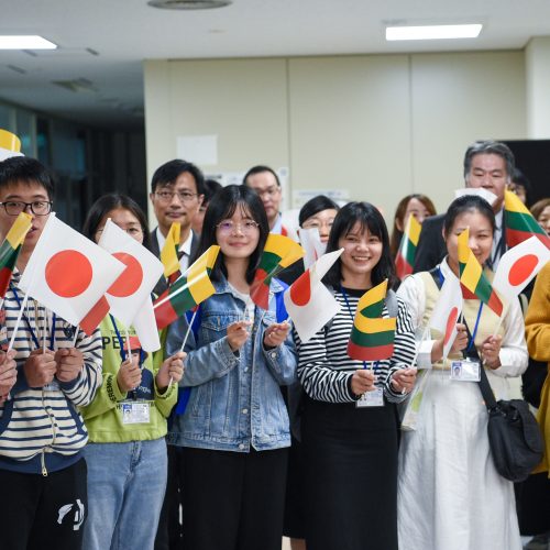 G. Nausėdai – Japonijos universiteto garbės daktaro laipsnis  © R. Dačkaus / Prezidentūros nuotr.