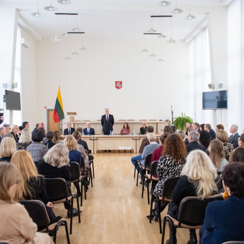 Prezidentas lankėsi Aukščiausiajame Teisme