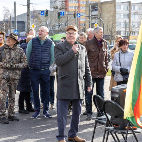 Piketas prieš karjerą Pakarklės miške  © Aurimo Barkausko nuotr.