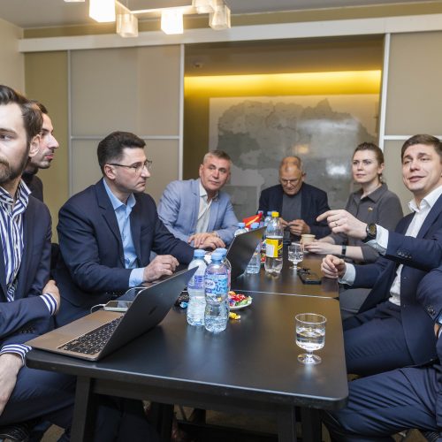 Socialdemokratai laukia rinkimų rezultatų  © I. Gelūno/BNS nuotr.