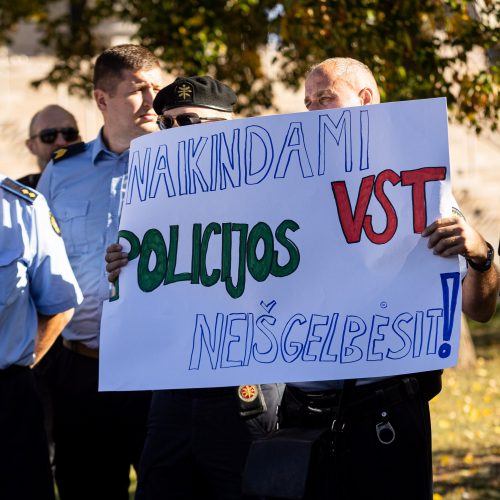 VST pareigūnų protestas  © P. Peleckio / BNS nuotr.