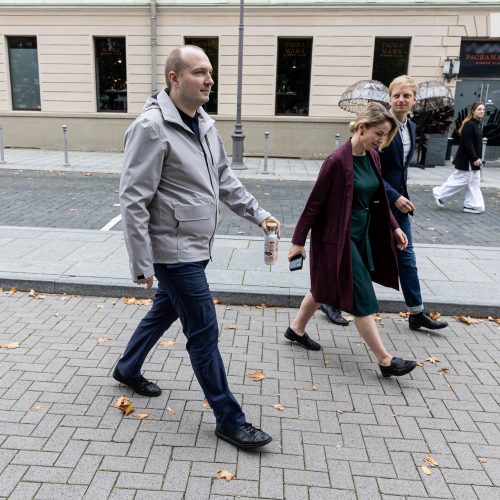 G. Jakštas susitiko su protestuojančiais mokytojais  © P. Peleckio / BNS nuotr.