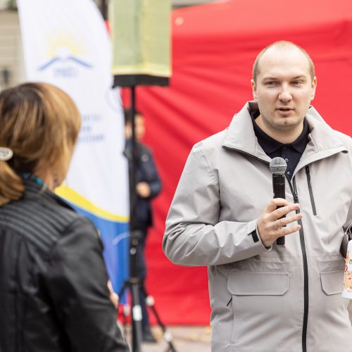 G. Jakštas susitiko su protestuojančiais mokytojais  © P. Peleckio / BNS nuotr.