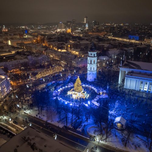 Vilniuje įžiebta Kalėdų eglė 2023  © Vilniaus miesto savivaldybės nuotr.