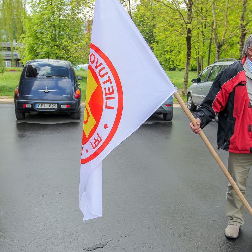 Samariečiai dalijo nemokamą košę skurstantiems  © Evaldo Šemioto nuotr.