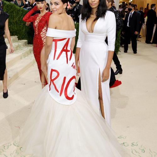 Kostiumo instituto pokylyje „Met Gala“ žvaigždės stebino ryškia mada  © Scanpix nuotr.