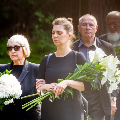 Aktoriaus R. Karvelio laidotuvės  © I. Gelūno/Fotobanko nuotr.