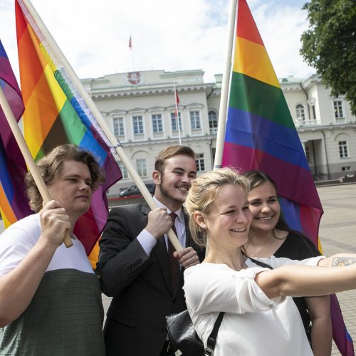 LGBT bendruomenė surengė prezidento padrąsinimo akciją  © P. Peleckio / Fotobanko nuotr.