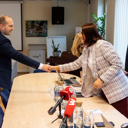 Švietimo darbuotojų profesinės sąjungos atstovų ir ministro susitikimas  © P. Peleckio / BNS nuotr.