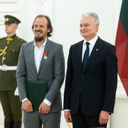 Valstybės apdovanojimų įteikimo ceremonija  © Ž. Gedvilos / BNS nuotr.