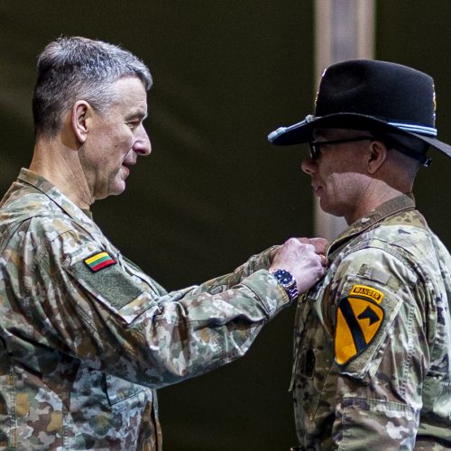 JAV rotacinių pajėgų batalionų Lietuvoje pasikeitimo ceremonija  © I. Gelūno / BNS nuotr.