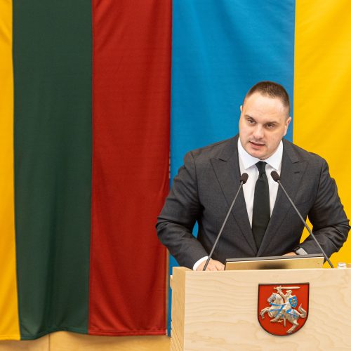 Siūlymas pradėti apkaltos procesą R. Žemaitaičiui  © P. Peleckio / BNS nuotr.