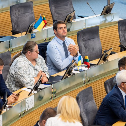 Siūlymas pradėti apkaltos procesą R. Žemaitaičiui  © P. Peleckio / BNS nuotr.