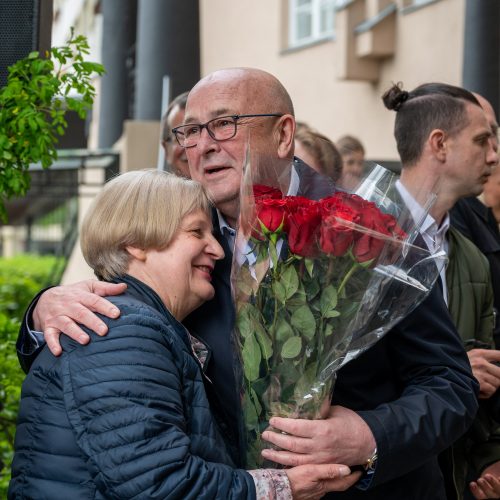 Prie V. Staniulio knygyno atidengta atminimo lenta  © M. Zinkevičiaus / Kauno miesto savivaldybės nuotr.