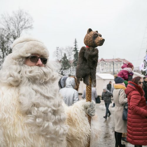 Sostinėje susirinko šeši Kalėdų Seneliai  © S. Žiūros nuotr.