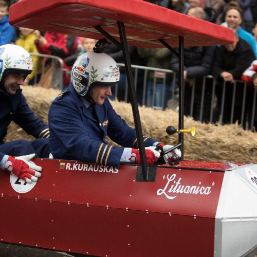 „Red Bull muilinių lenktynės“ Kaune  © Laimio Steponavičiaus ir T. Biliūno / Fotobanko nuotr.