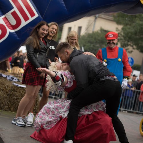 „Red Bull muilinių lenktynės“ Kaune  © Laimio Steponavičiaus ir T. Biliūno / Fotobanko nuotr.