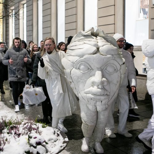 „The Roop“ eisena iki Vilniaus kalėdų eglutės  © P. Peleckio / „BNS Foto“ nuotr.