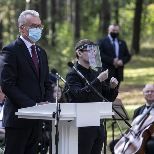 Genocido aukų pagerbimas Panerių memoriale  © P. Peleckio / Fotobanko nuotr.