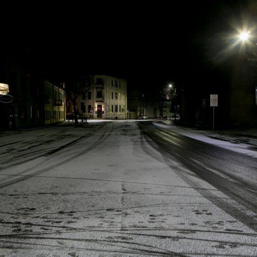 Sudėtingos eismo sąlygos Kaune  © Vilmanto Raupelio nuotr.