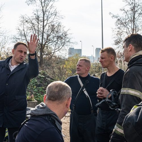 Valstybės ekstremalių situacijų komisija apsilankė Alytaus gaisravietėje  © Alytaus miesto savivaldybės nuotr.