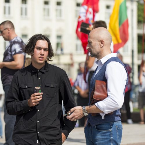 Protestas prieš privalomą testavimą ir skiepus  © Butauto Barausko nuotr.