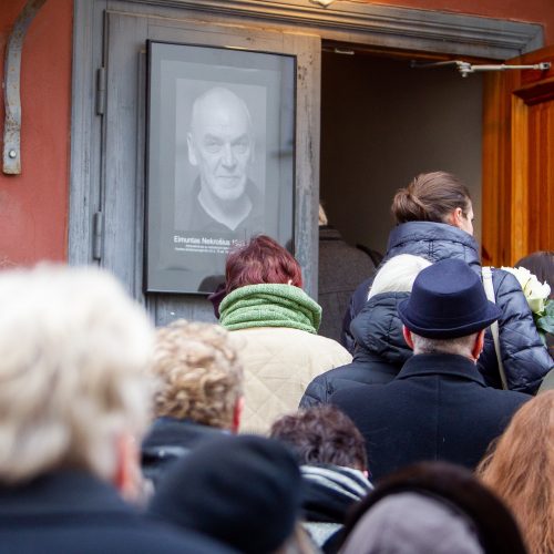 Atsisveikinimas su E. Nekrošiumi „Meno Forto“ salėje  © I. Gelūno/ BFL, Dainiaus Labučio/ELTA  nuotr.