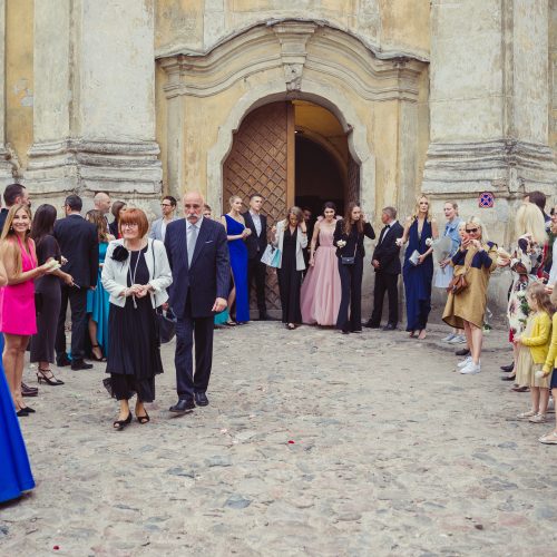 Švč. Mergelės Marijos Ramintojos bažnyčioje susituokė modelis J. Kazlauskytė  © I. Gelūno / Fotobanko nuotr.